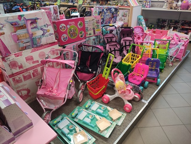 We invite you to visit the store in Kaunas