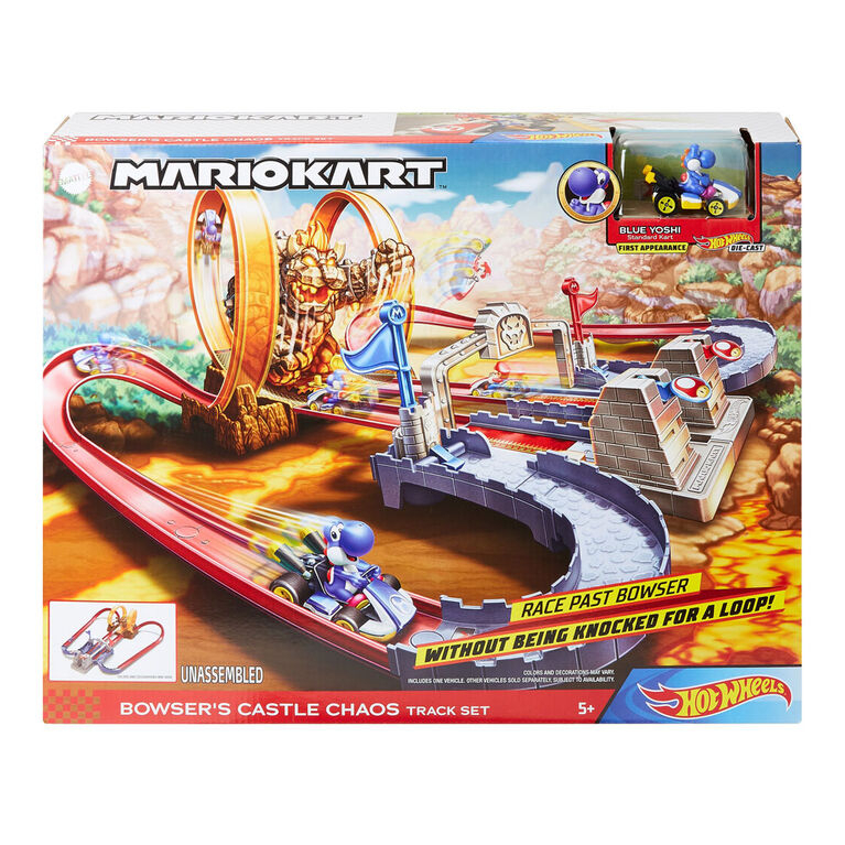 Hot Wheels Mario Kart Circuit Track Playset Bundle with Mario