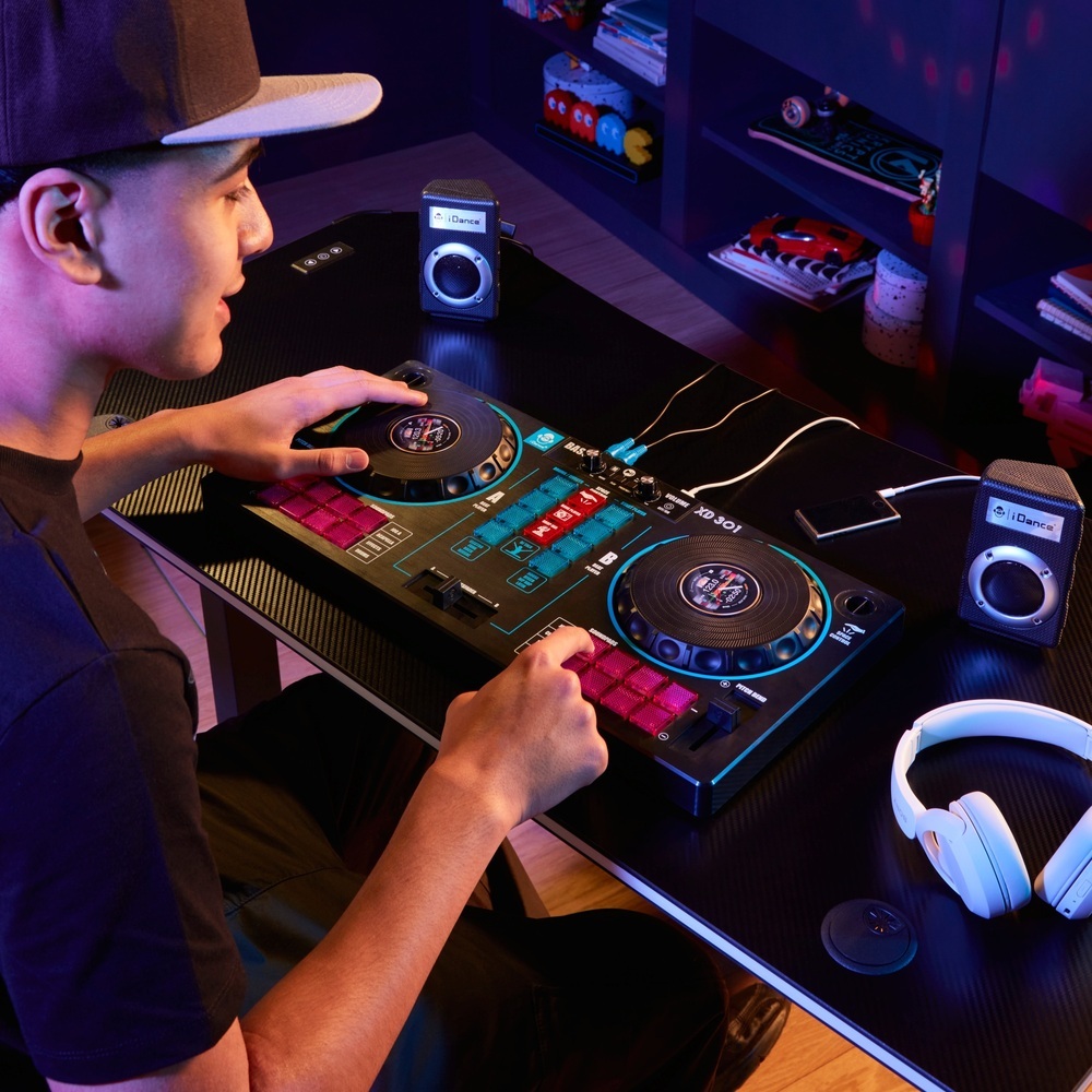 iDance Audio XD301 7-in-1 DJ mikšeris su „Bluetooth“ ir