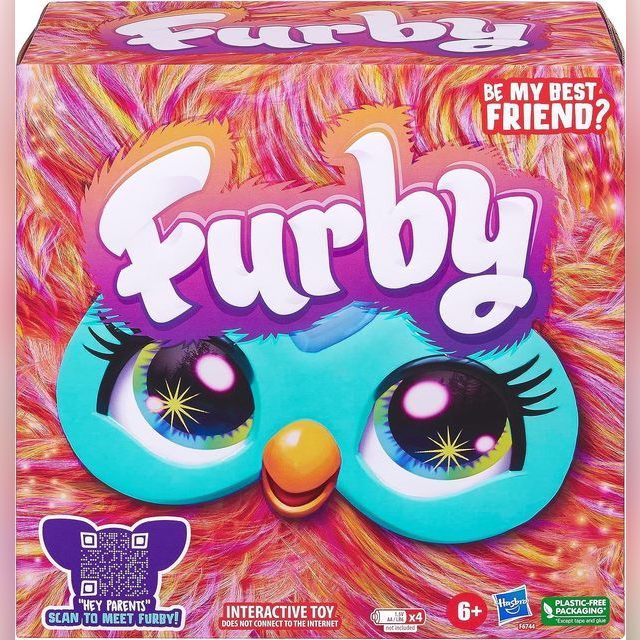 Furby Coral Interactive Toy (Vokiška versija)