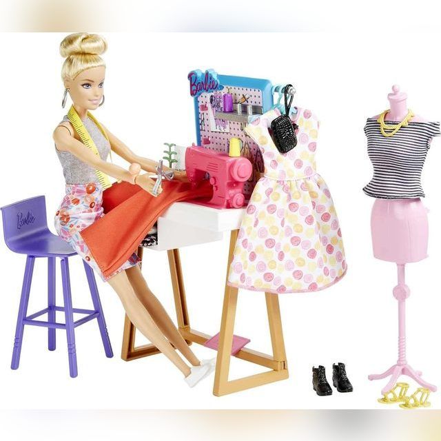 Lėlė Barbie su priedais Barbie Fashion Designer Doll (12-in/30.40-cm), and Studio, 25+ Design and Fashion Accessories