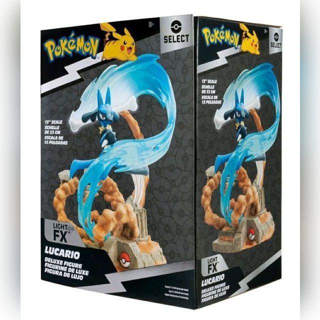 Pokemon Deluxe Collector Figure 33cm Lucario with LED