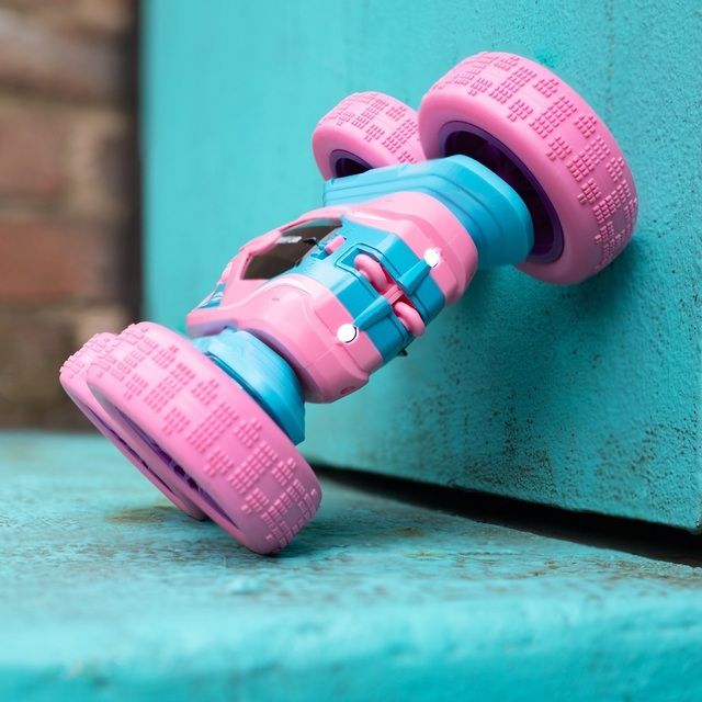 Radijo bangomis valdoma mašina 1.24 Spin n Stunt Car Pink