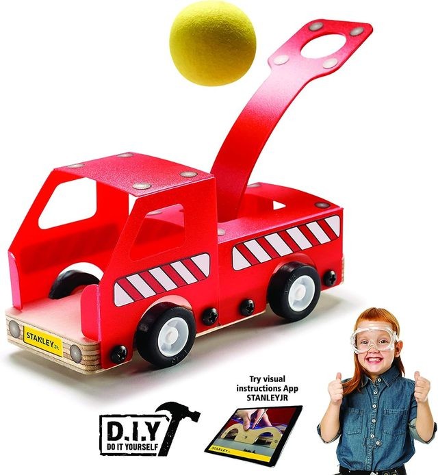 Medinių figūrų gaminimo rinkinys Stanley Jr: Catapult Truck Kit