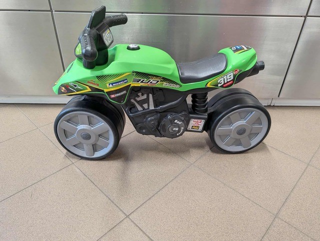 Paspiriamas motociklas K-MX Bud Racing Team Ride On (ekspozicinis)
