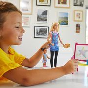 Barbie Doll Barbie Painting School GJM29 DHB63