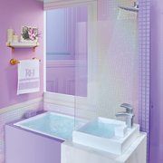 Didelis medinis namas su baldais Rainbow High House 122x92 cm + 50 priedų